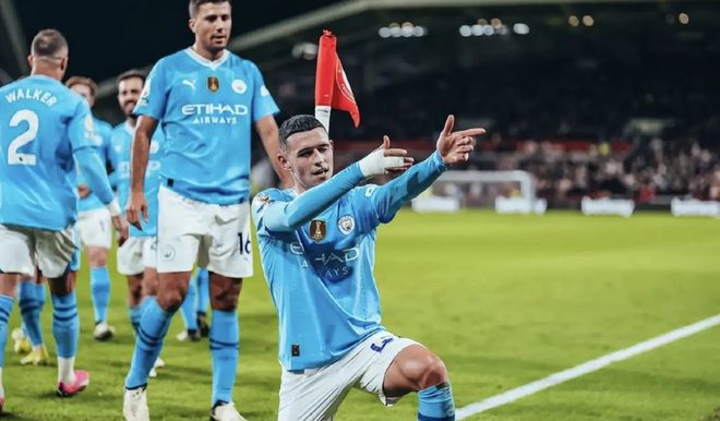 关于比利亚雷亚尔主场三球大捷，暂时登上榜首的信息